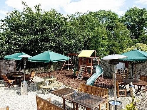 The Hollow Bottom Guiting Power ภายนอก รูปภาพ