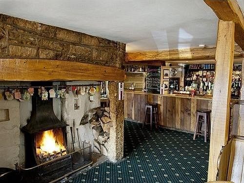 The Hollow Bottom Guiting Power ภายนอก รูปภาพ